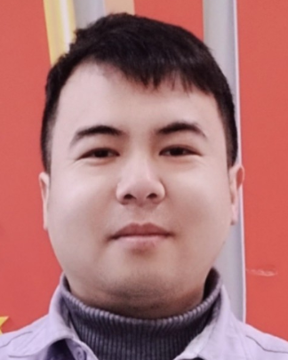 Yang丶龍